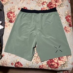 Ten Thousand Interval Short